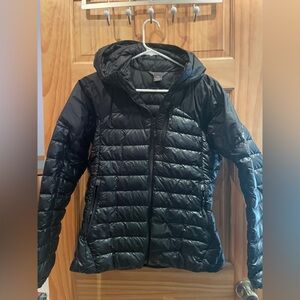 Outdoor Research Women’s Helium Down Jacket M